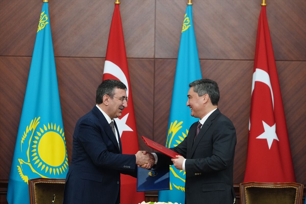 A A 20260415 41108521 41108519 T U R K I Y E I L E K A Z A K I S T A N A R A S I N D A 14 D O N E M K E K P R O T O K O L U I M Z A L A N D I