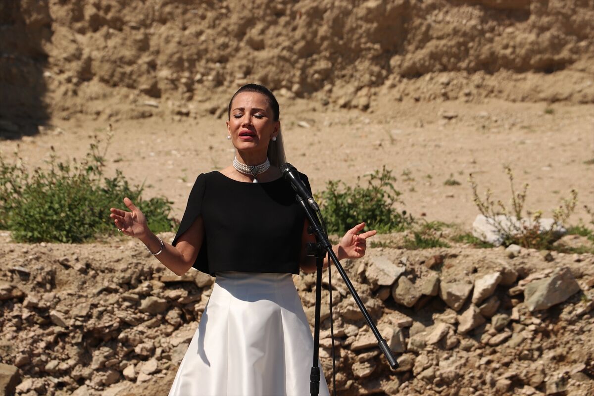 A A 20260415 41108852 41108847 P E R I N T H O S A N T I K K E N T I N D E Y A K L A S I K 2 B I N Y I L S O N R A M U Z I K Y A N K I L A N D I