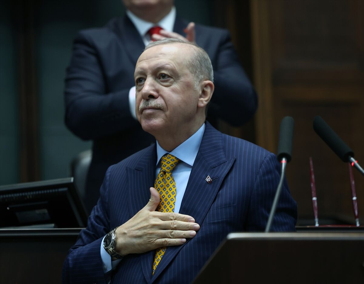 A A 20260415 41111555 41111551 A K P A R T I T B M M G R U P T O P L A N T I S I