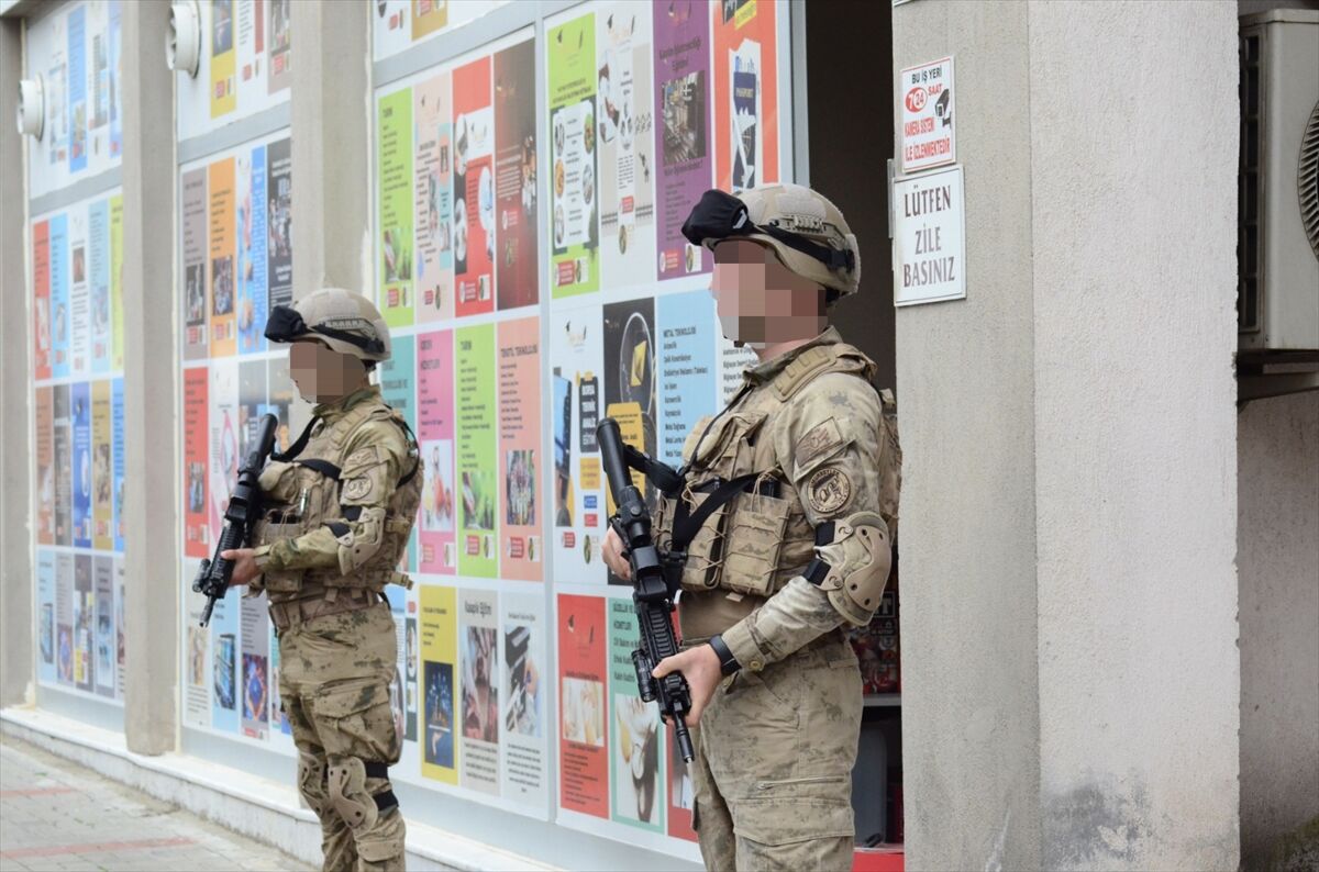 A A 20260415 41112048 41112047 A Y D I N M E R K E Z L I S A H T E S E R T I F I K A O P E R A S Y O N U N D A 17 S U P H E L I Y A K A L A N D I