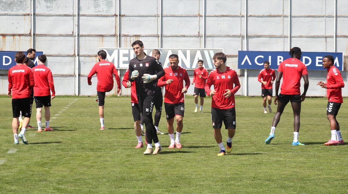 A A 20260416 41122117 41122113 S I V A S S P O R T E K N I K D I R E K T O R U I S M E T T A S D E M I R D E N S O N M A C A K A D A R M U C A D E L E M E S A J I