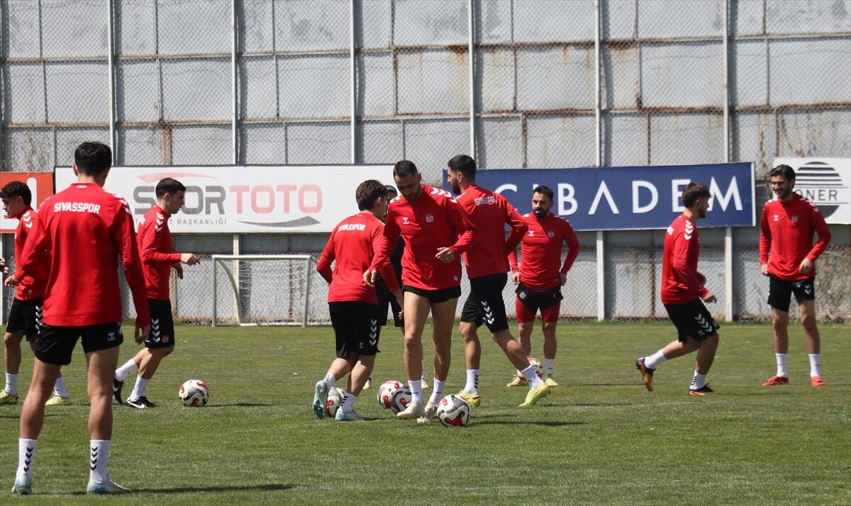 A A 20260416 41122117 41122116 S I V A S S P O R T E K N I K D I R E K T O R U I S M E T T A S D E M I R D E N S O N M A C A K A D A R M U C A D E L E M E S A J I