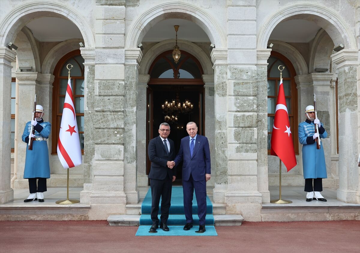 A A 20260416 41123878 41123873 C U M H U R B A S K A N I E R D O G A N K K T C C U M H U R B A S K A N I E R H U R M A N I L E G O R U S T U