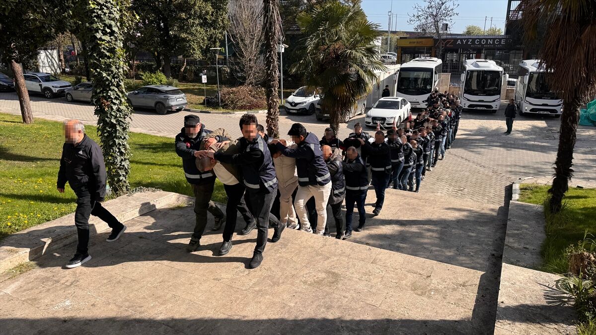 A A 20260417 41128597 41128594 S A M S U N M E R K E Z L I S U C O R G U T U O P E R A S Y O N U N D A 25 Z A N L I G O Z A L T I N A A L I N D I