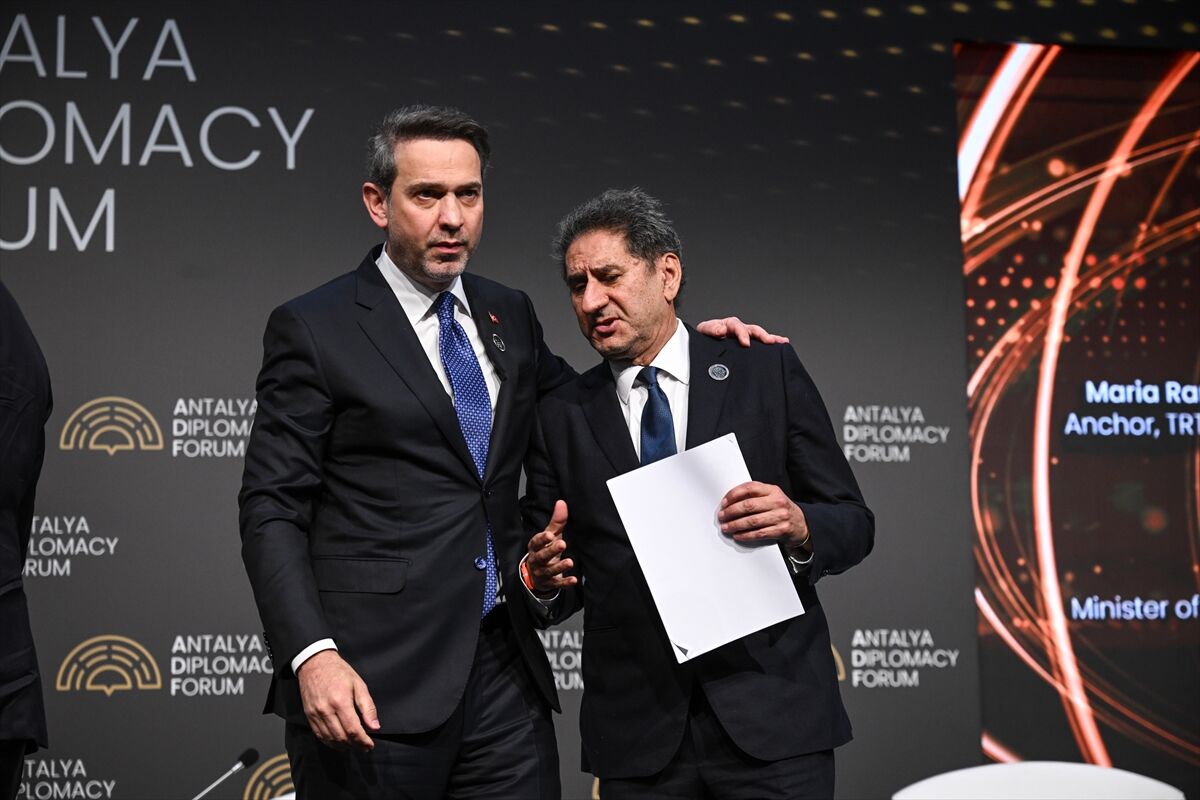 A A 20260417 41130428 41130426 5 A N T A L Y A D I P L O M A S I F O R U M U