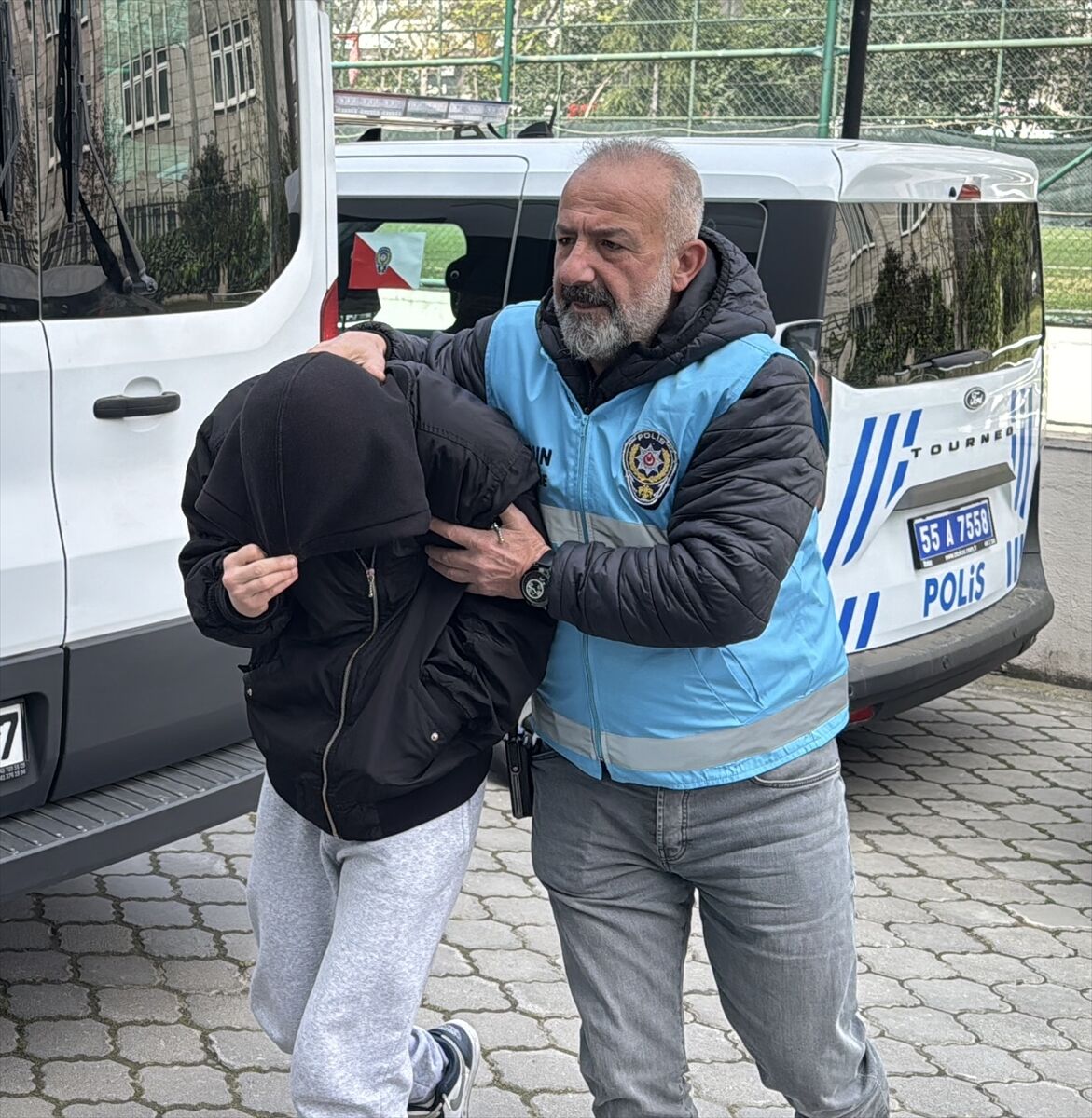 A A 20260417 41130874 41130873 S A M S U N D A O K U L L A R A S A L D I R I O L A B I L E C E G I Y O N U N D E K I P A Y L A S I M L A R I N E D E N I Y L E 7 O G R E N C I Y A K A L A N D I