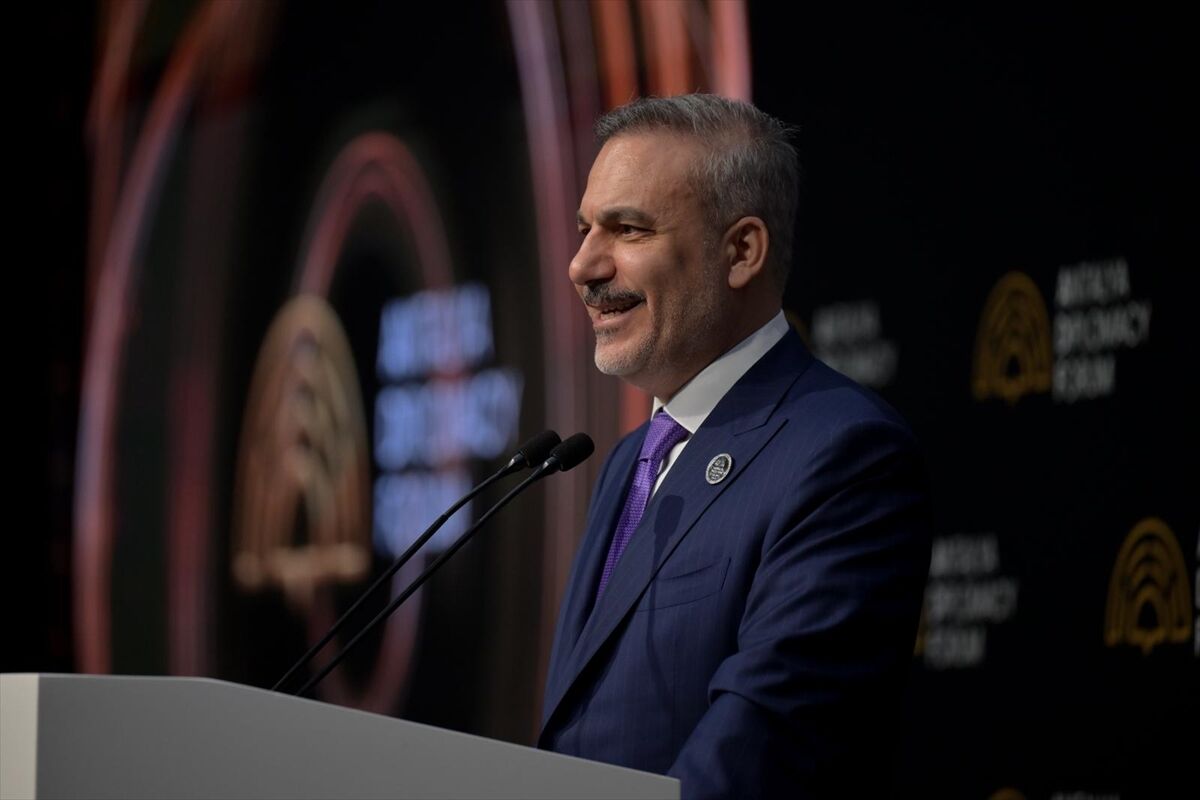 A A 20260419 41152546 41152534 D I S I S L E R I B A K A N I F I D A N A N T A L Y A D I P L O M A S I F O R U M U K A P A N I S T O R E N I N D E K O N U S T U