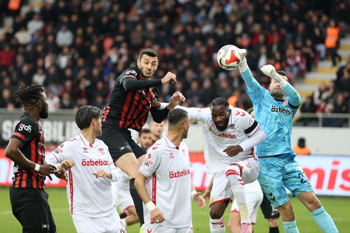 A A 20260419 41153811 41153804 A R C A C O R U M F K O Z B E L S A N S I V A S S P O R