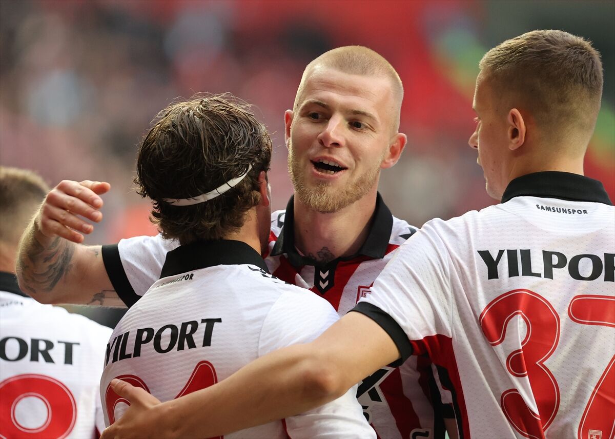 A A 20260419 41154613 41154603 S A M S U N S P O R B E S I K T A S