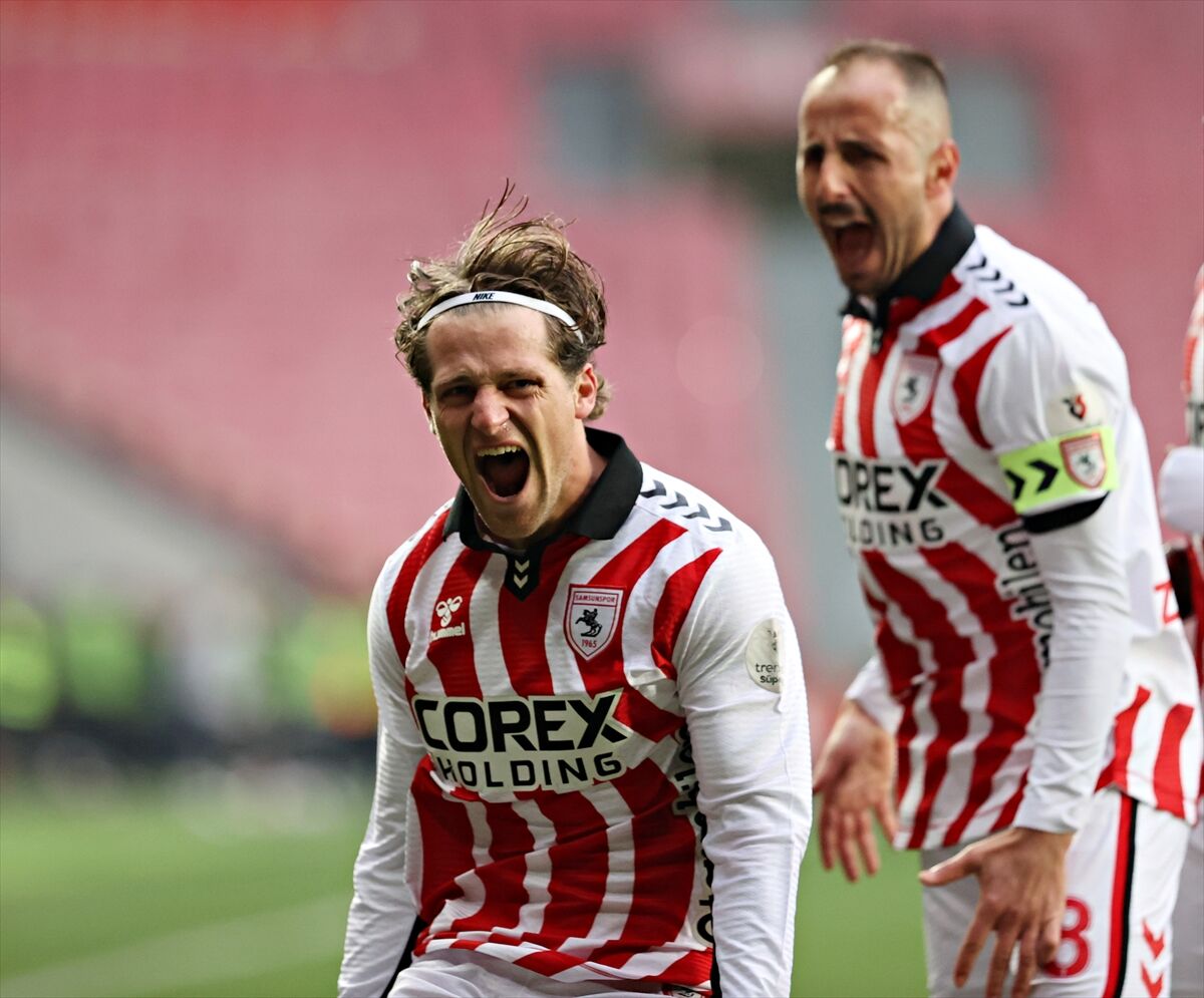 A A 20260419 41154613 41154607 S A M S U N S P O R B E S I K T A S