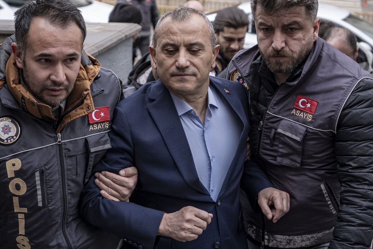 A A 20260421 41165680 41165679 G U L I S T A N D O K U S O R U S T U R M A S I N D A D O N E M I N T U N C E L I V A L I S I T U N C A Y S O N E L A D L I Y E Y E S E V K E D I L D I-1