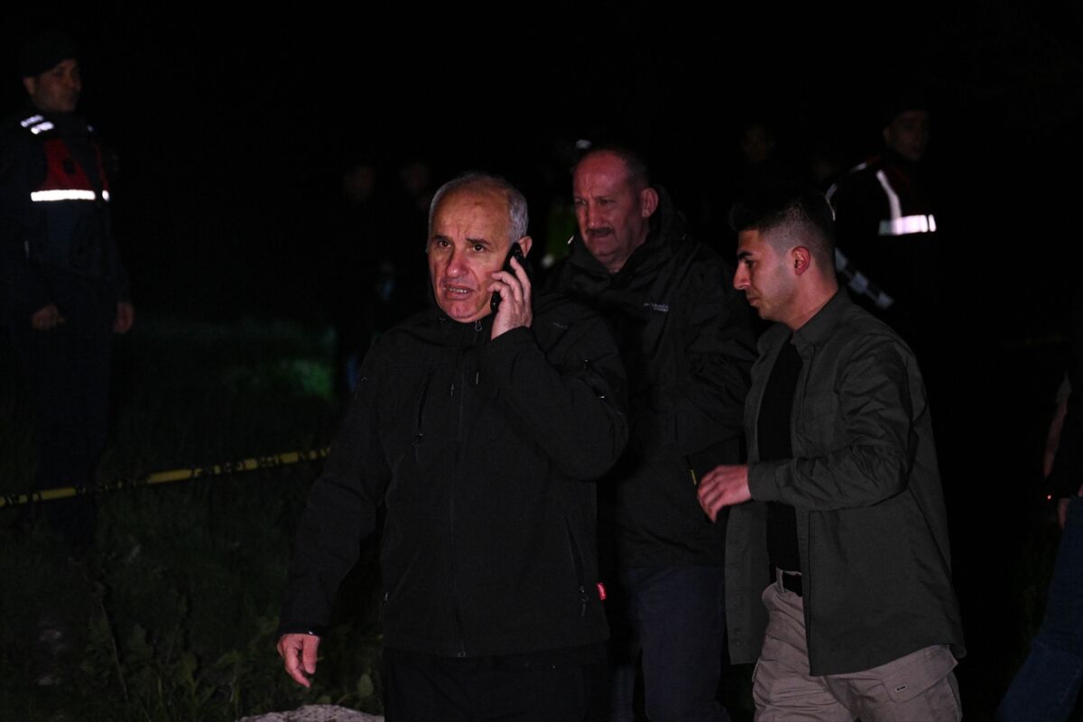 A A 20260421 41174470 41174455 A N K A R A D A K A Z A K I R I M A U G R A Y A N H E L I K O P T E R D E I N C E L E M E L E R S U R U Y O R