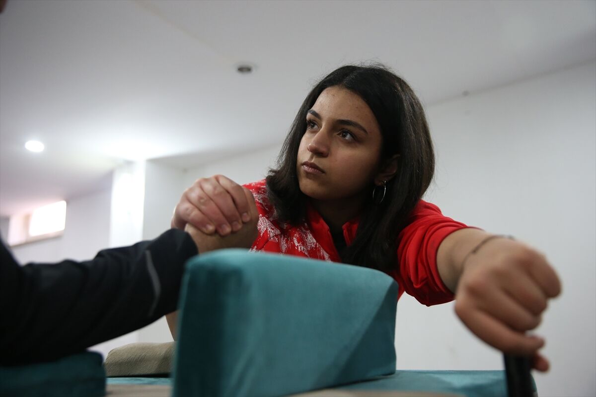 A A 20260422 41176057 41176053 15 Y A S I N D A K I L E Y L A B I L E G I N I N G U C U Y L E A V R U P A N I N Z I R V E S I N E C I K M A K I S T I Y O R