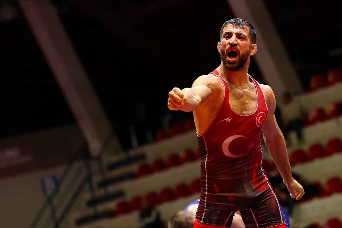 A A 20260422 41176706 41176702 M U R A T F I R A T A V R U P A G U R E S S A M P I Y O N A S I N D A F I N A L E C I K T I