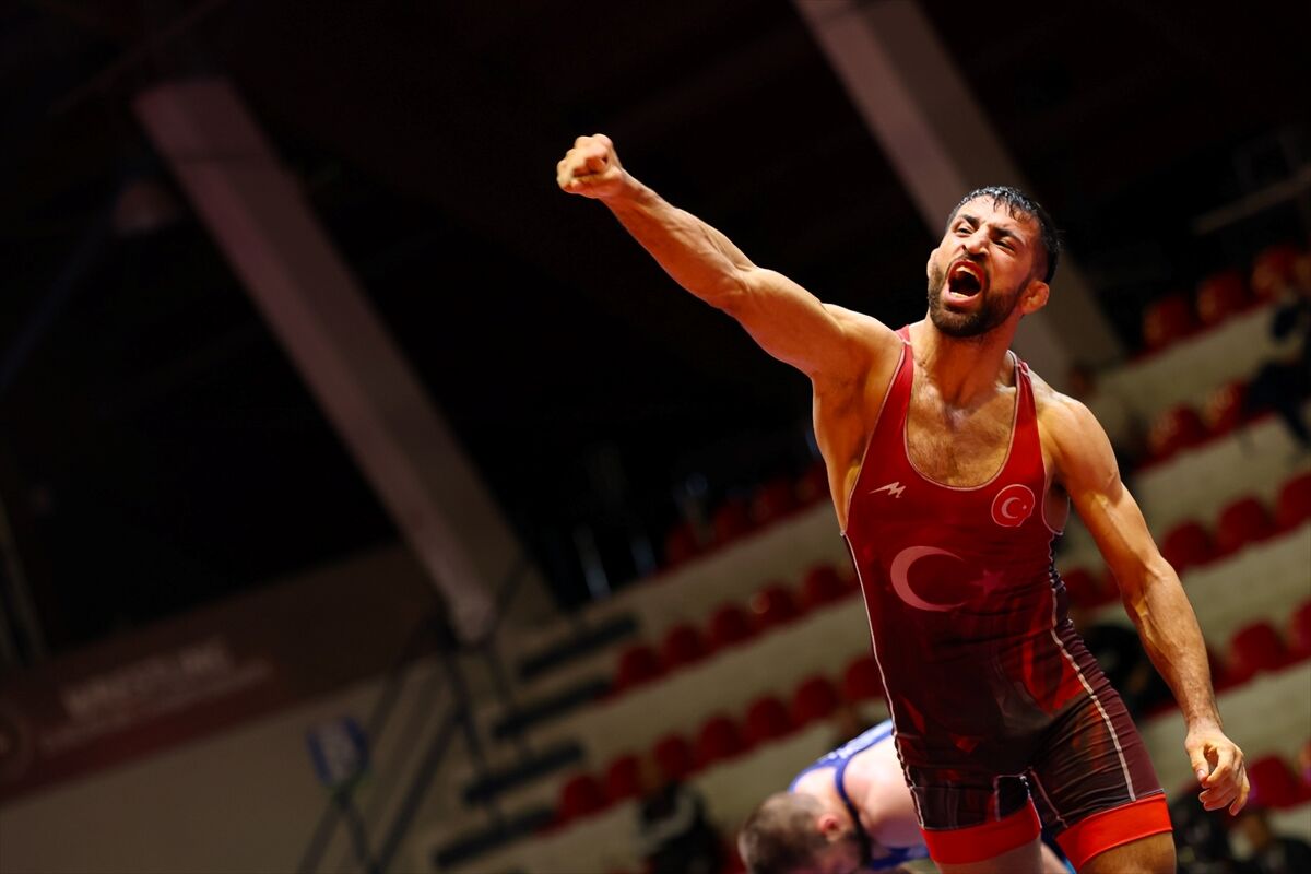 A A 20260422 41176706 41176703 M U R A T F I R A T A V R U P A G U R E S S A M P I Y O N A S I N D A F I N A L E C I K T I