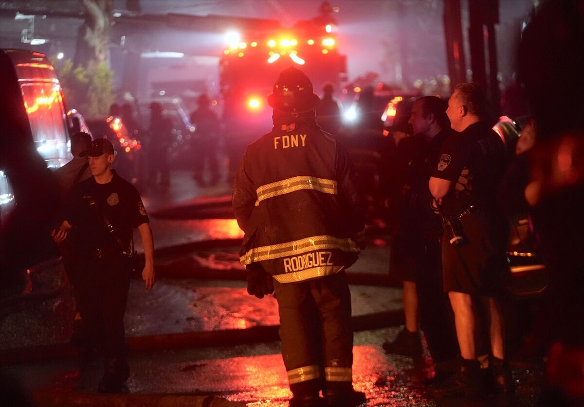 A A 20260424 41196945 41196924 N E W Y O R K T A K I T A R I H I K I L I S E D E B U Y U K Y A N G I N