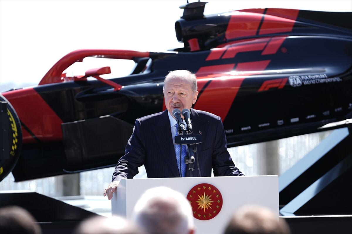 A A 20260424 41199902 41199899 C U M H U R B A S K A N I E R D O G A N F O R M U L A 1 T U R K I Y E G P T A N I T I M P R O G R A M I