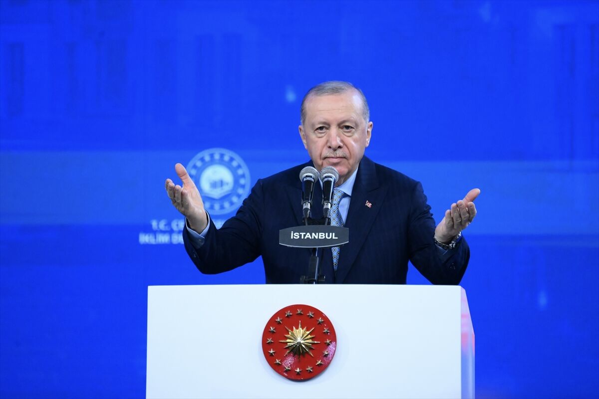 A A 20260425 41207959 41207956 E V S A H I B I T U R K I Y E I S T A N B U L K U R A C E K I M T O R E N I