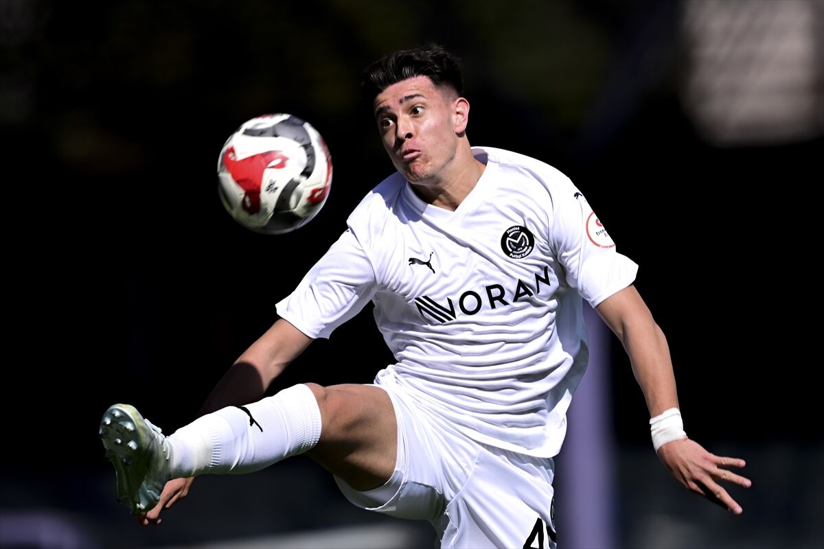 A A 20260426 41216379 41216378 E M R E G O K D E M I R I N S A A T A N K A R A K E C I O R E N M A N I S A F U T B O L K U L U B U