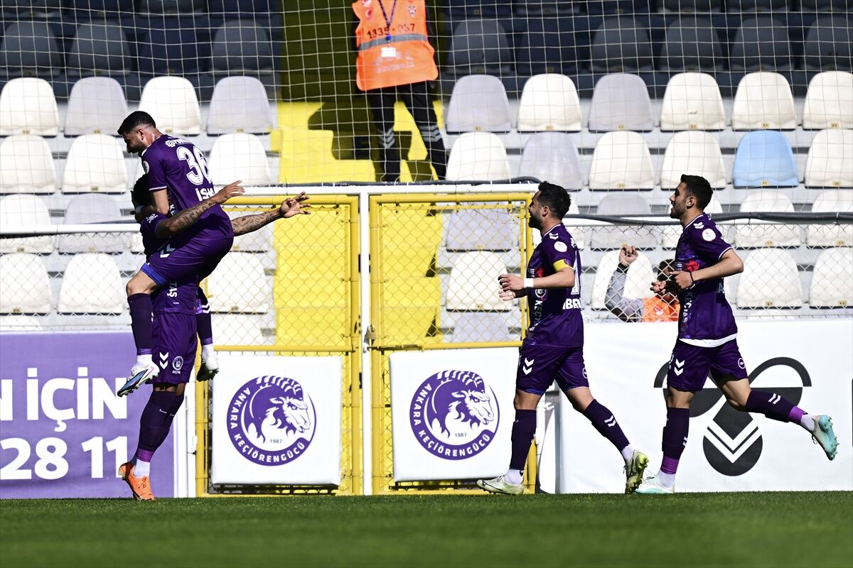 A A 20260426 41216633 41216628 E M R E G O K D E M I R I N S A A T A N K A R A K E C I O R E N M A N I S A F U T B O L K U L U B U