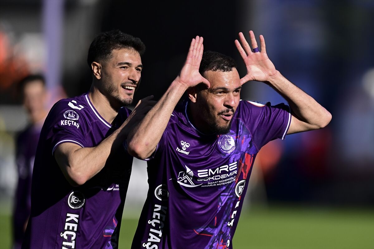 A A 20260426 41217050 41217046 E M R E G O K D E M I R I N S A A T A N K A R A K E C I O R E N M A N I S A F U T B O L K U L U B U