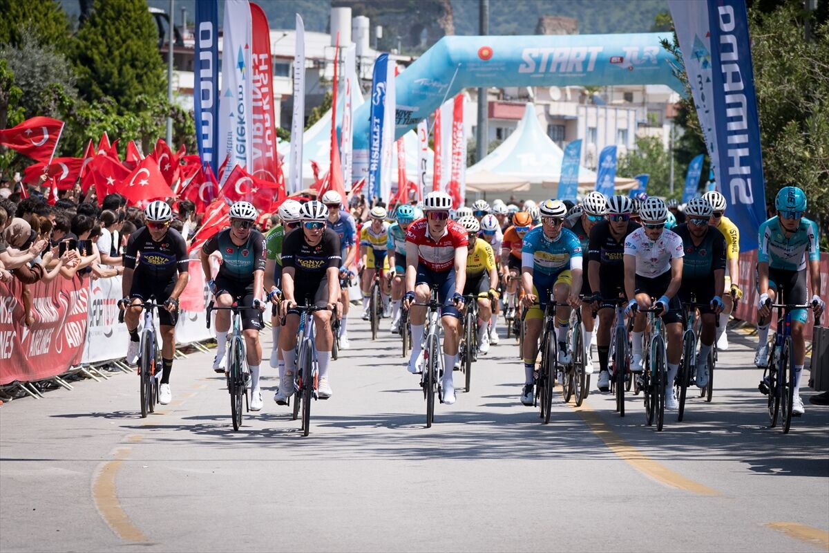 A A 20260427 41222693 41222690 61 C U M H U R B A S K A N L I G I T U R K I Y E B I S I K L E T T U R U