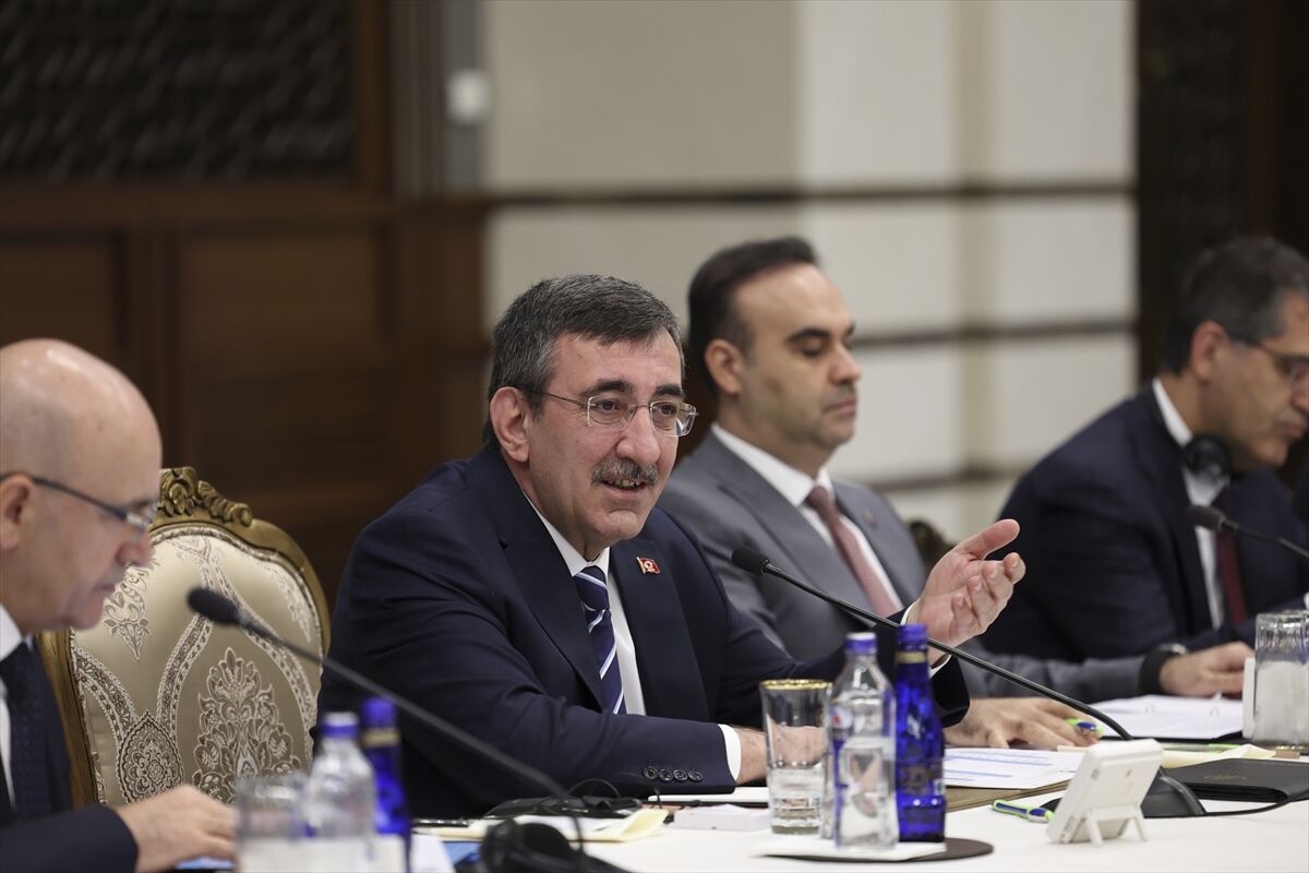 A A 20260427 41223139 41223132 C U M H U R B A S K A N I Y A R D I M C I S I Y I L M A Z T U R K I Y E Y U Z Y I L I Y A T I R I M I C I N G U C L U M E R K E Z B A S I N T O P L A N T I S I N D A K O N U S T U