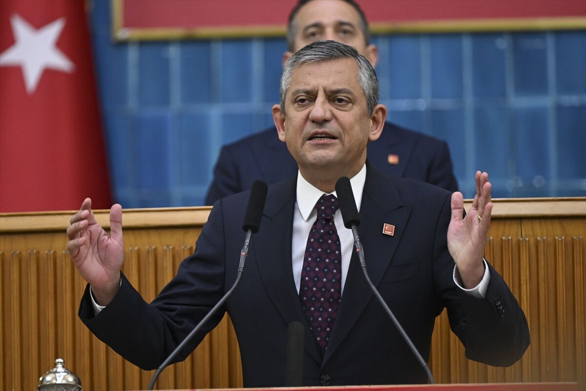 A A 20260428 41233607 41233596 O Z E L C H P T B M M G R U P T O P L A N T I S I N D A K O N U S T U