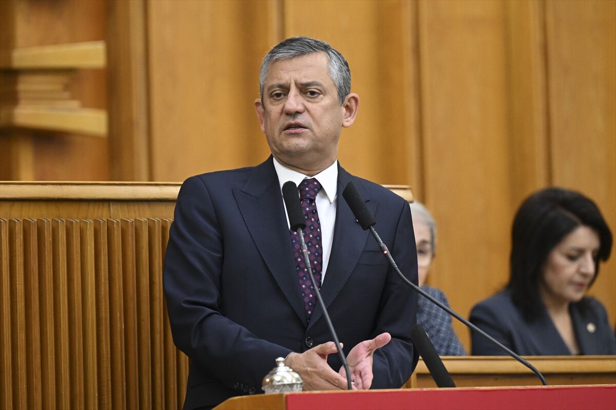 A A 20260428 41233607 41233599 O Z E L C H P T B M M G R U P T O P L A N T I S I N D A K O N U S T U