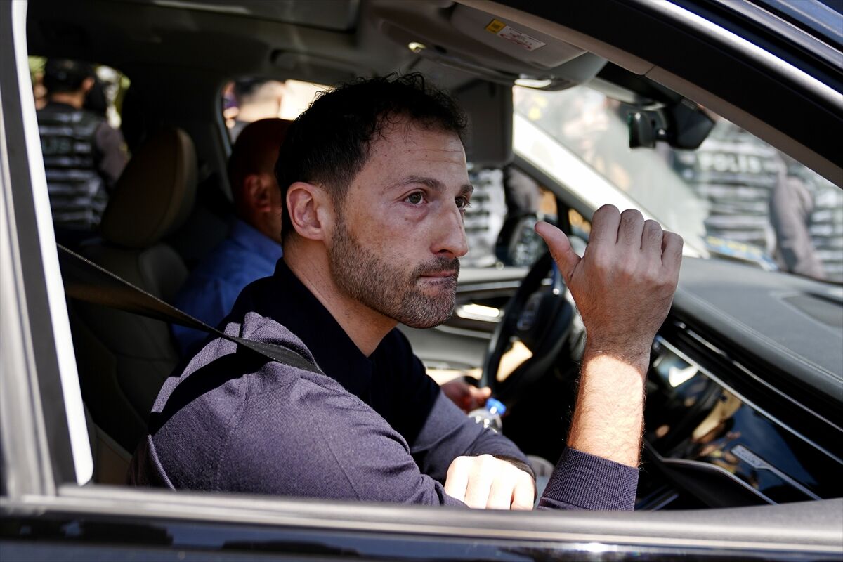 A A 20260429 41239121 41239119 F E N E R B A H C E K U L U B U N D E G O R E V D E N A L I N A N T E K N I K D I R E K T O R D O M E N I C O T E D E S C O T E S I S L E R E G E L D I