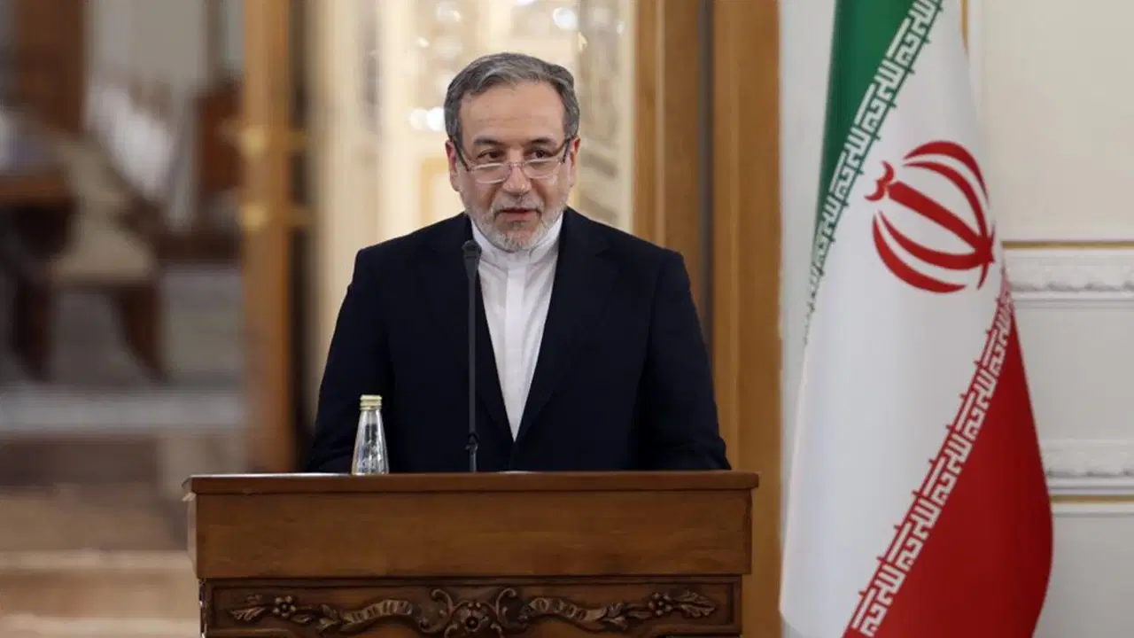 A594E704 01C2 4Fec 8610 62C5095F7309