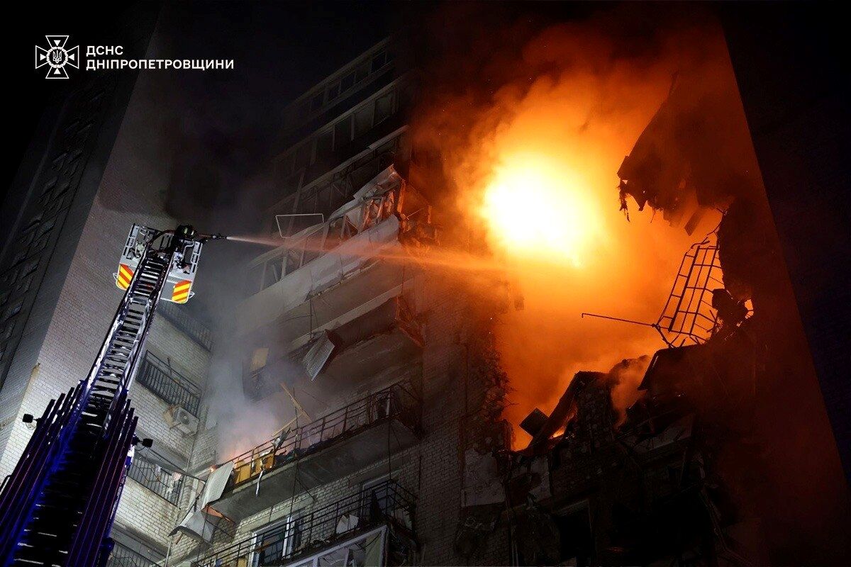 Aa 20260423 41186655 41186651 Ukrayna Rusyanin Dniproya Duzenledigi Saldirida 2 Kisi Oldu 9 Kisi Yaralandi (1)