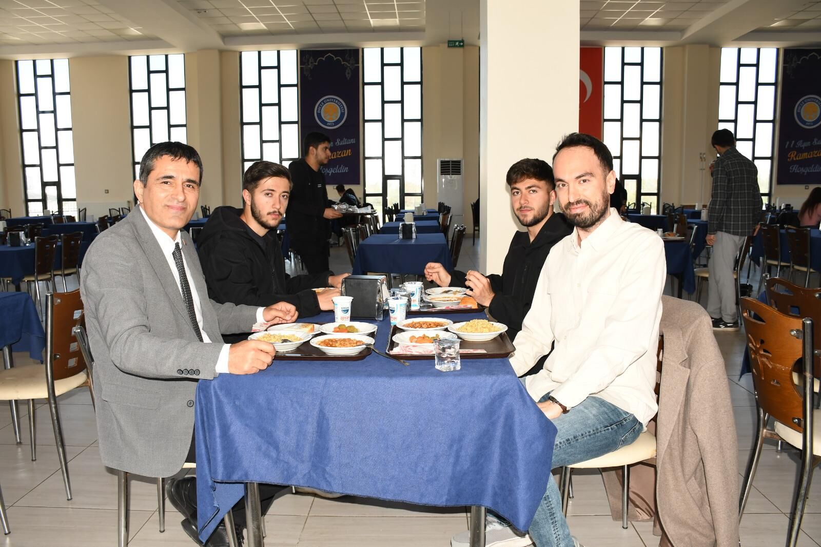 Ac974F2B74F843859F7F031584Aa17A7 5Fb0A047 De0F 4F18 9F60 E39F165D619A