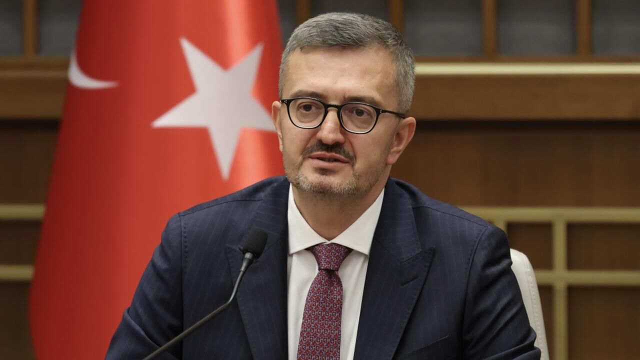 Burhanettin Duran 2379568