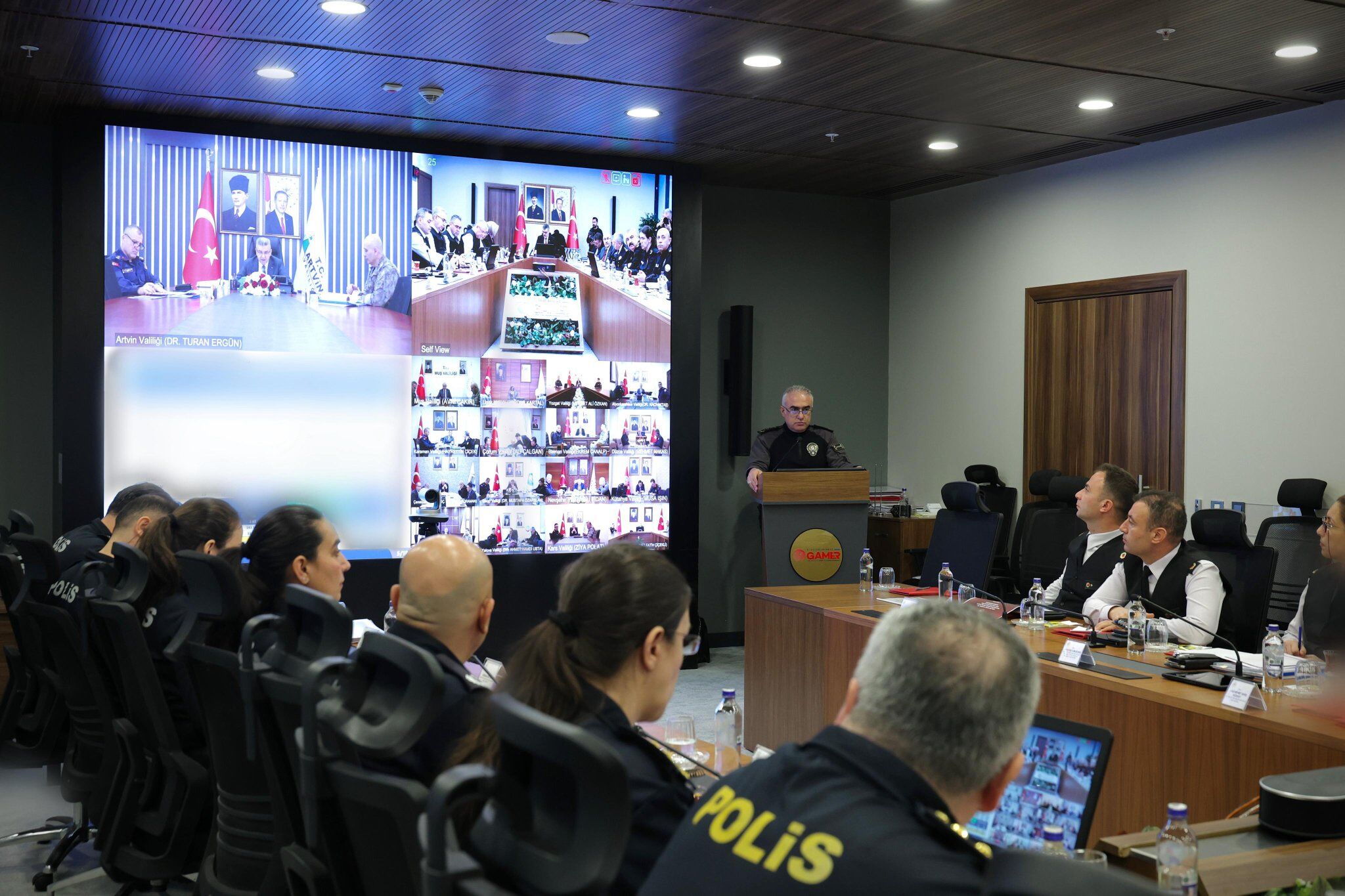 H F O P R7 S W M A Adr Z G