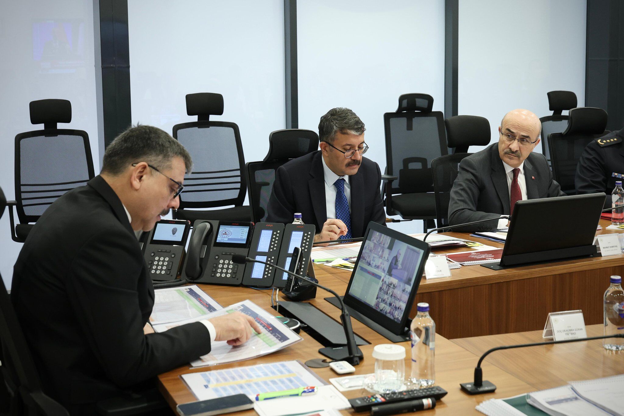 H F O P R7Z W8 A A6 T N