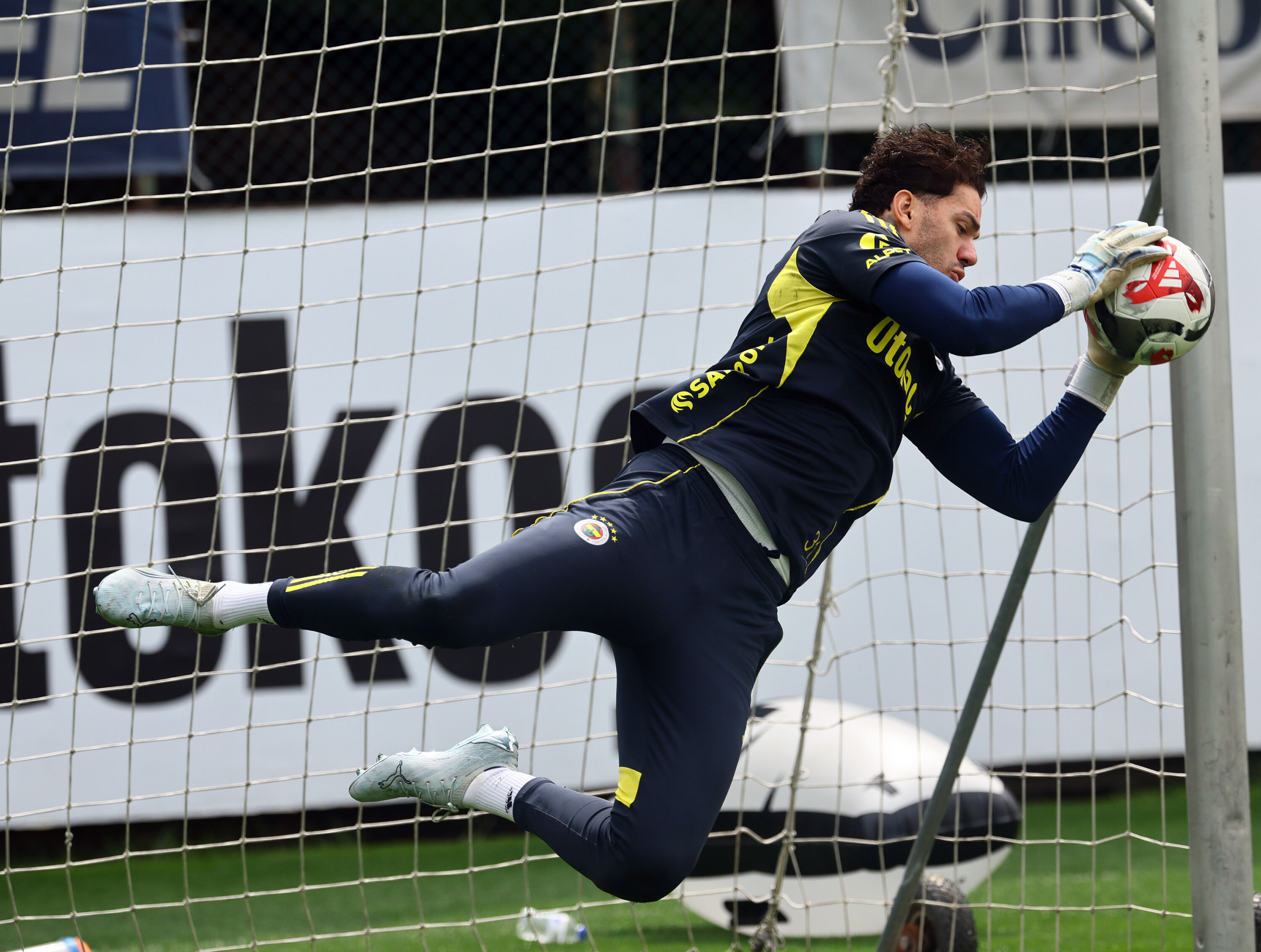 H F8Bd Y8 W Q A Aet L4