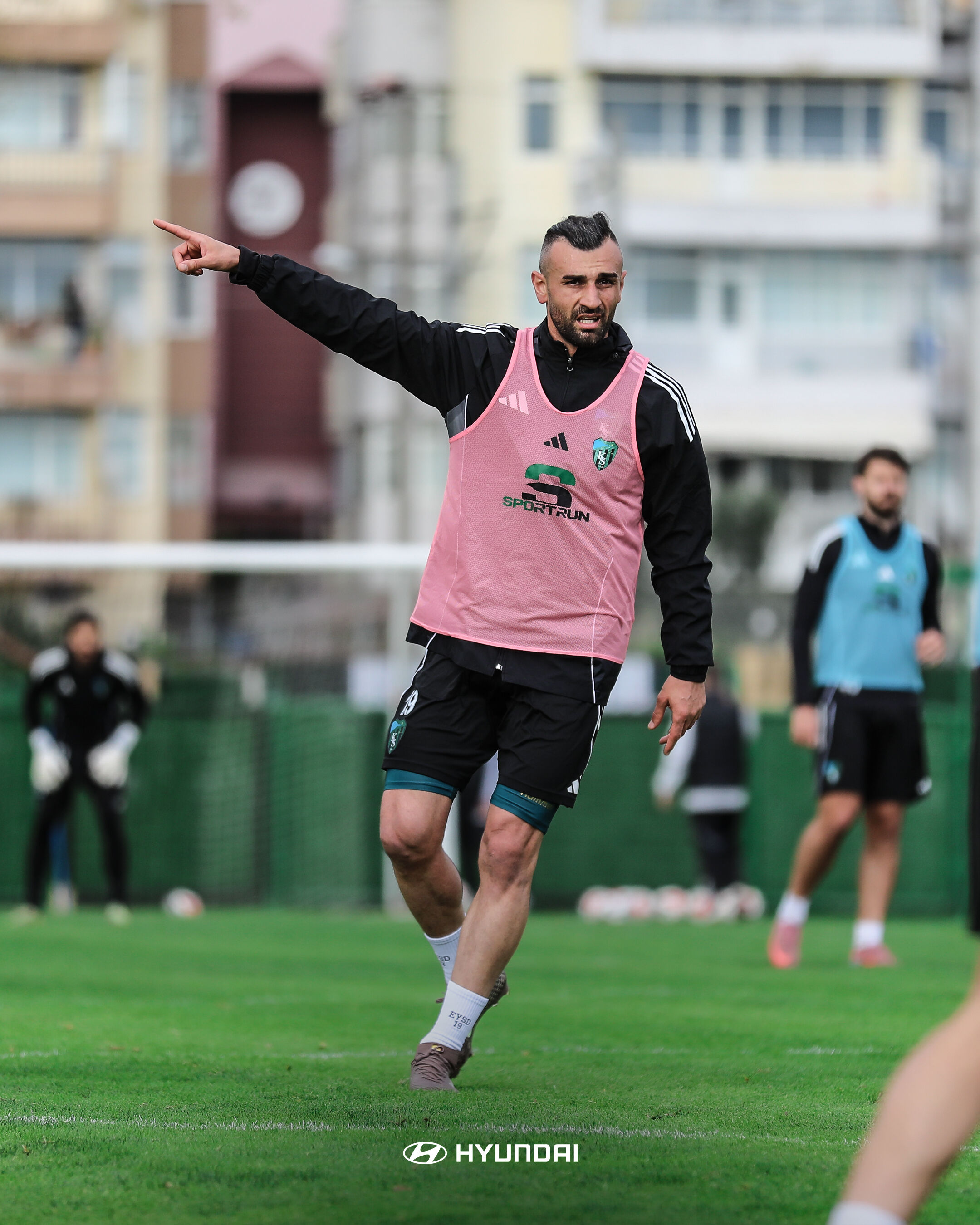 H Fe M X P V W Q A Azs R N