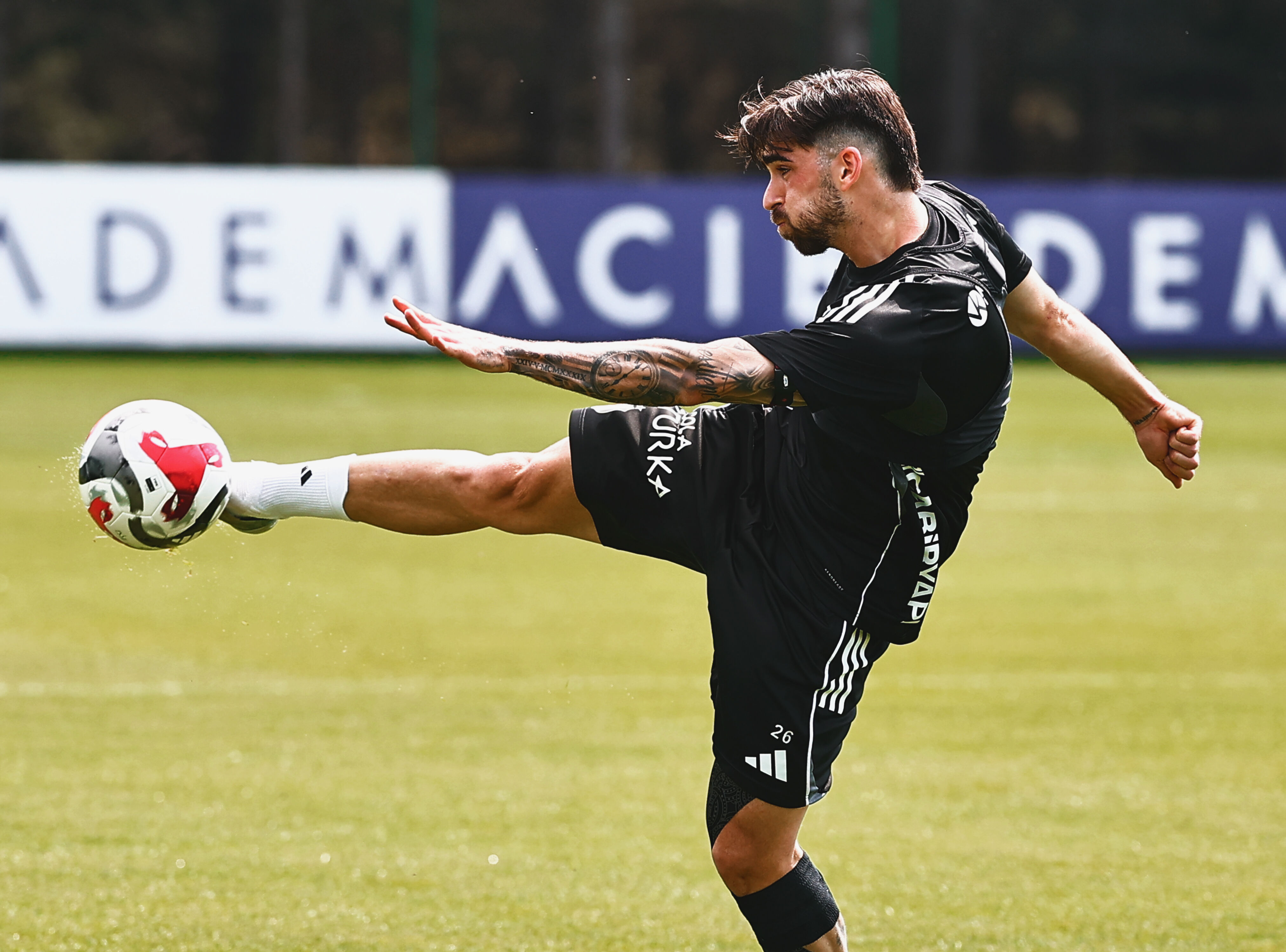 H Gb He I W U A Ase3 Z