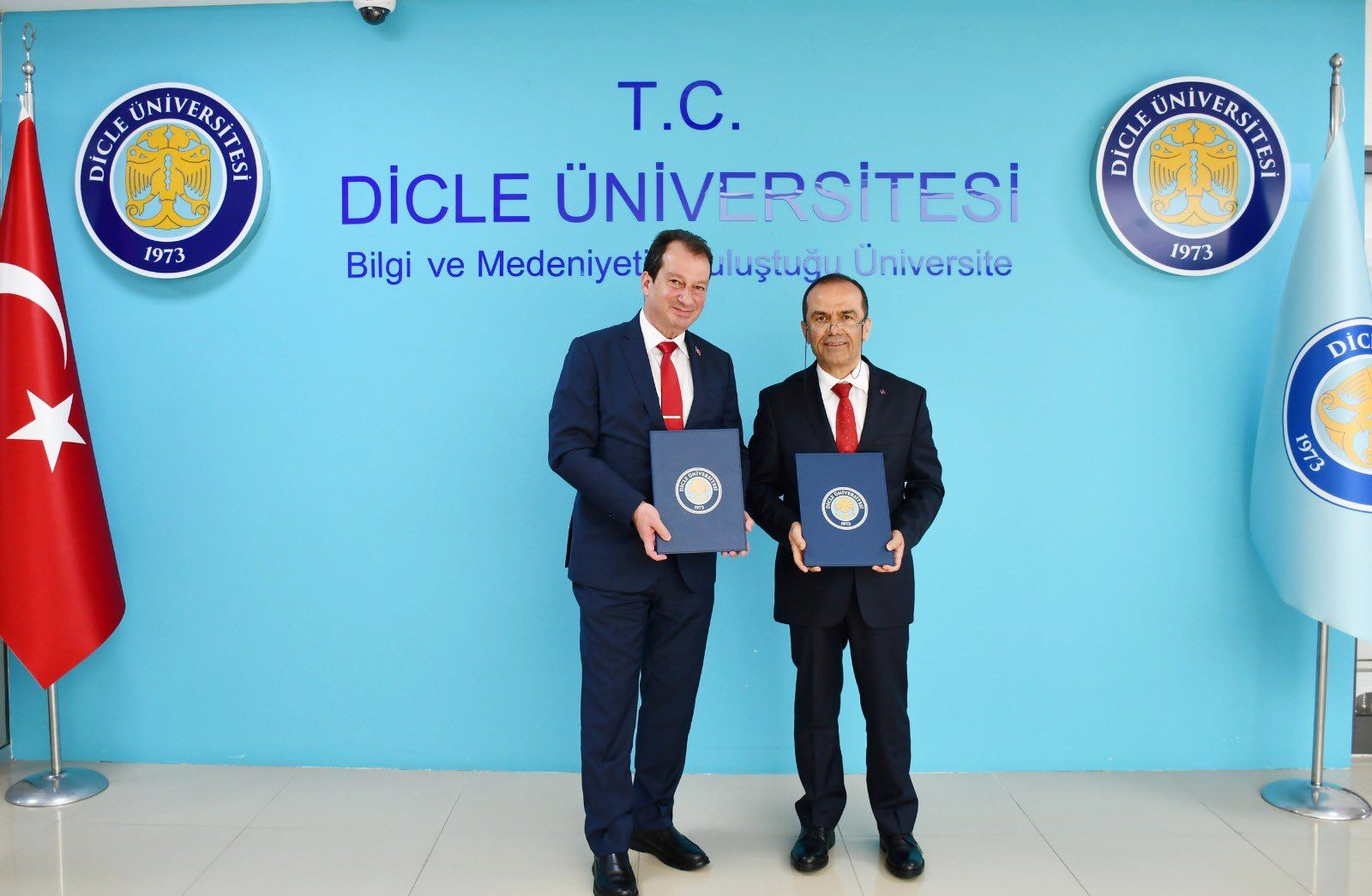 H H Df S56A M A Ej 7Z