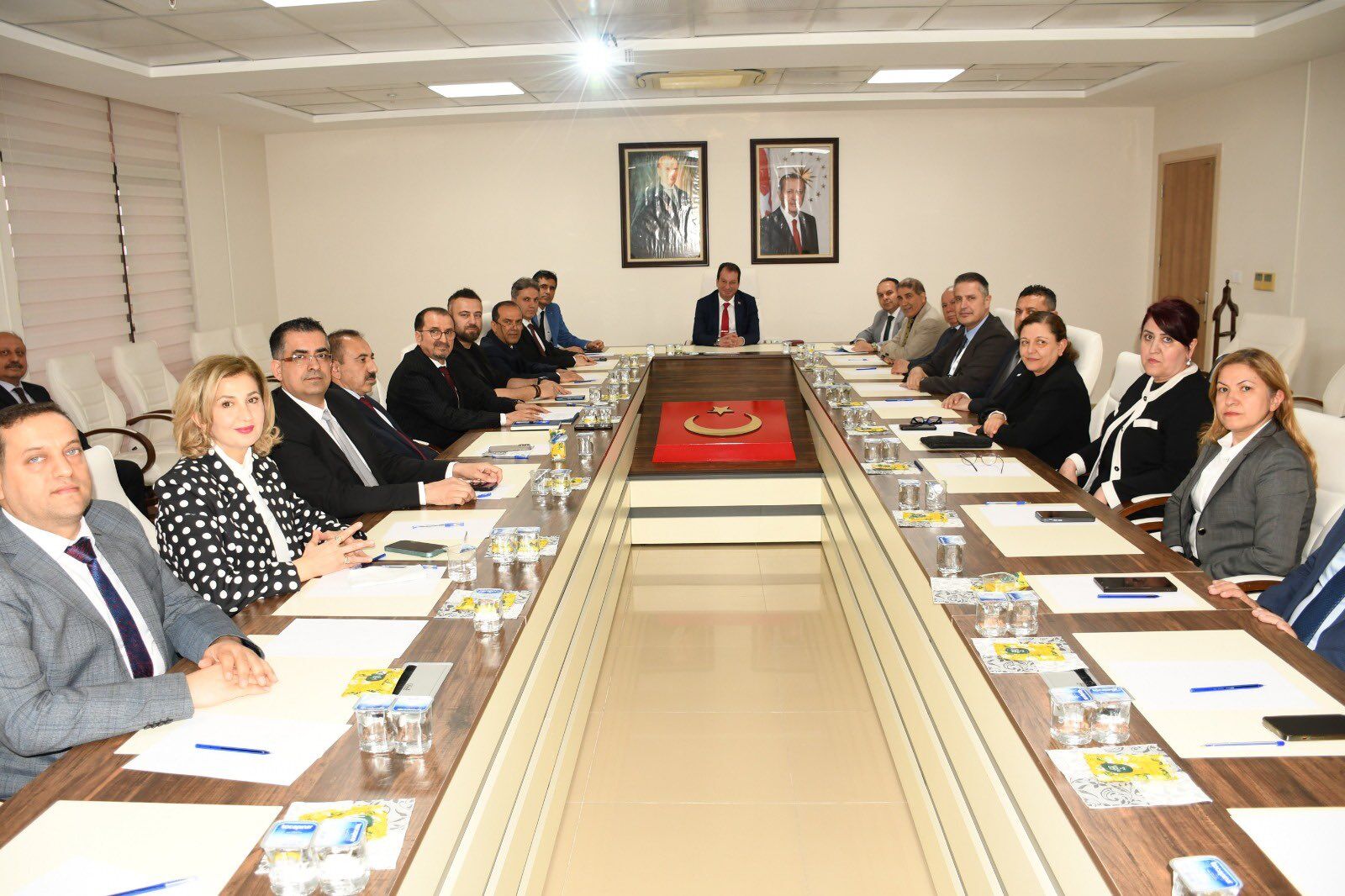 H H Df S57B M A Eoy Yy