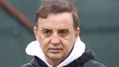 Yeni Teknik Direktor Suat Kaya Takimla Idmanda1078