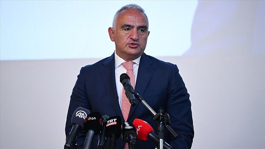 Bakan Ersoydan Ayasofya Aciklamasi 5Ilr
