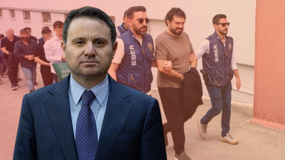 E8Efb952 Bakan Gurlekten Rasim Ozan Kutahyali Aciklamasi Dikkat Ceken Masak Detayi