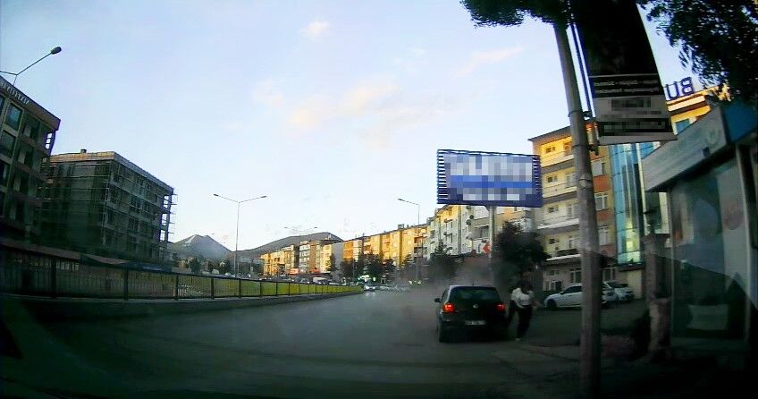 A W730748 02