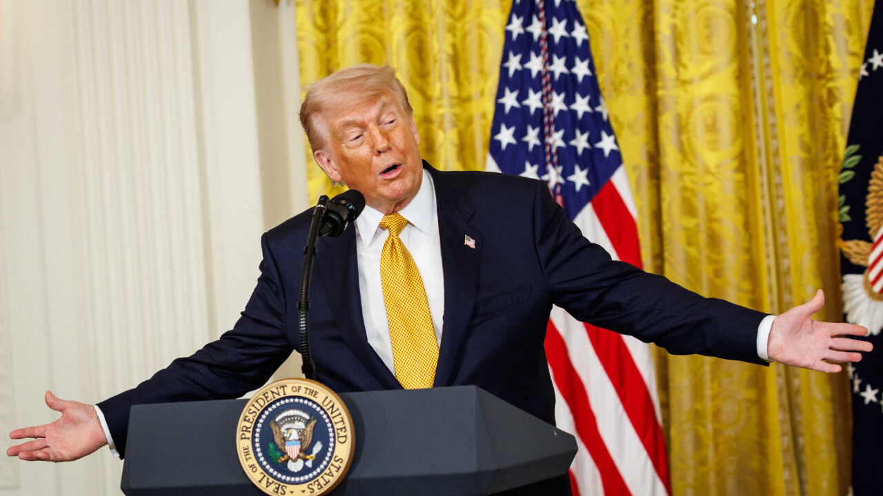 Trump 80 Yasini Kafes Dovusu Ile Kutluyor Ozpx