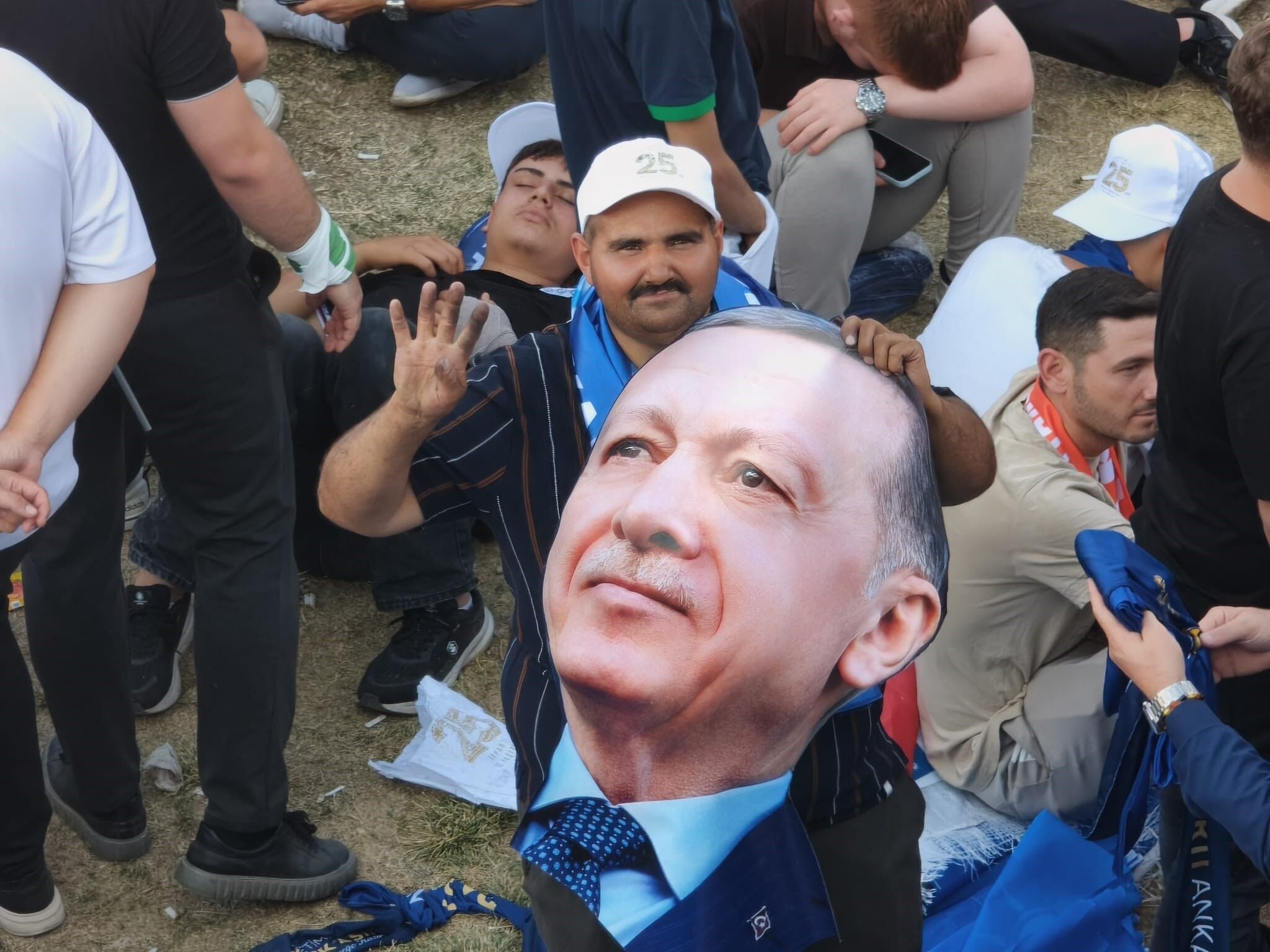 A W767666 02