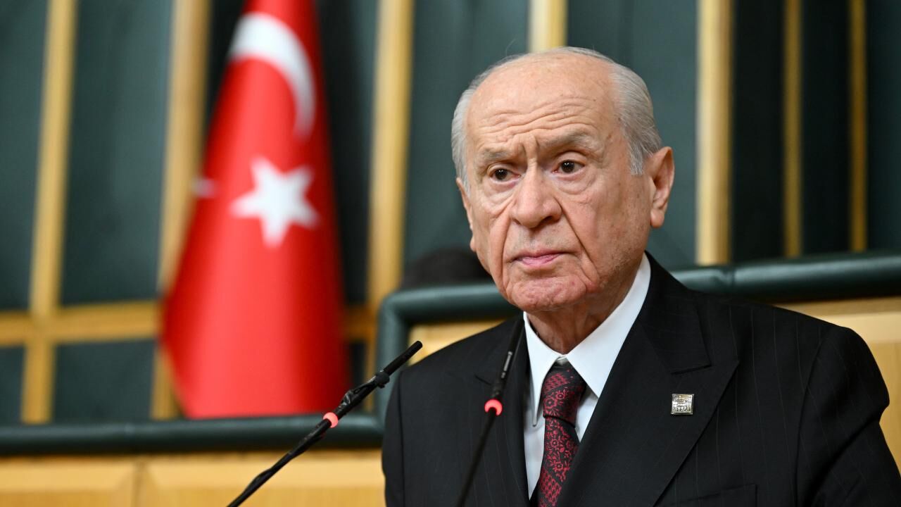 Devlet Bahceli Aa 2414160
