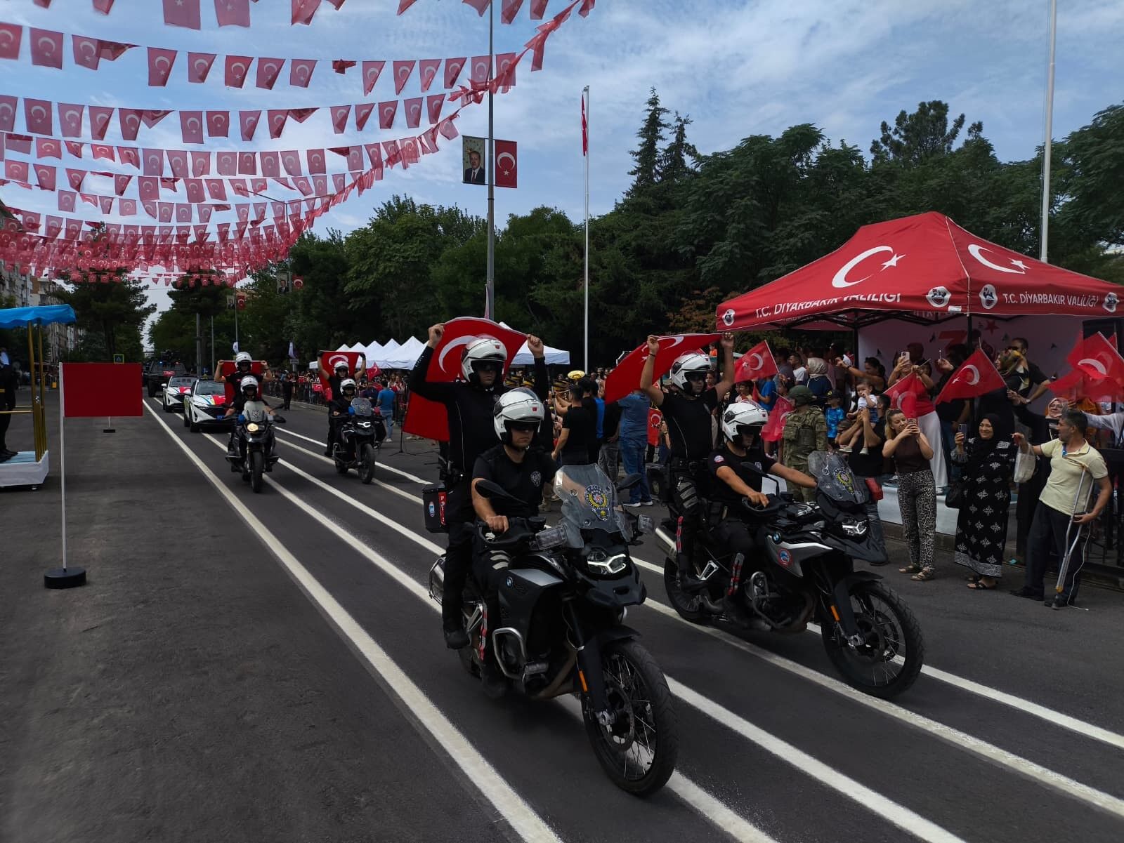 Diyarbakır’da 30 Ağustos Zafer Bayramı Kutlamalarıaw777602 01