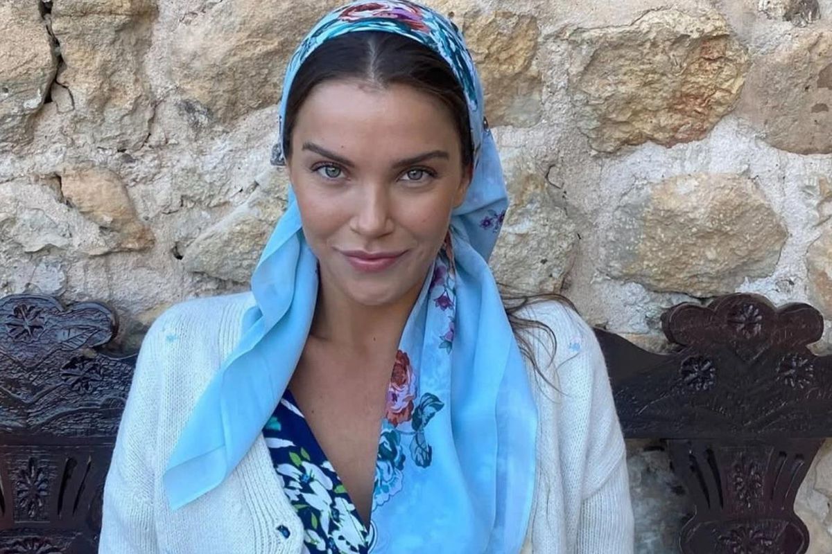 Pakize1